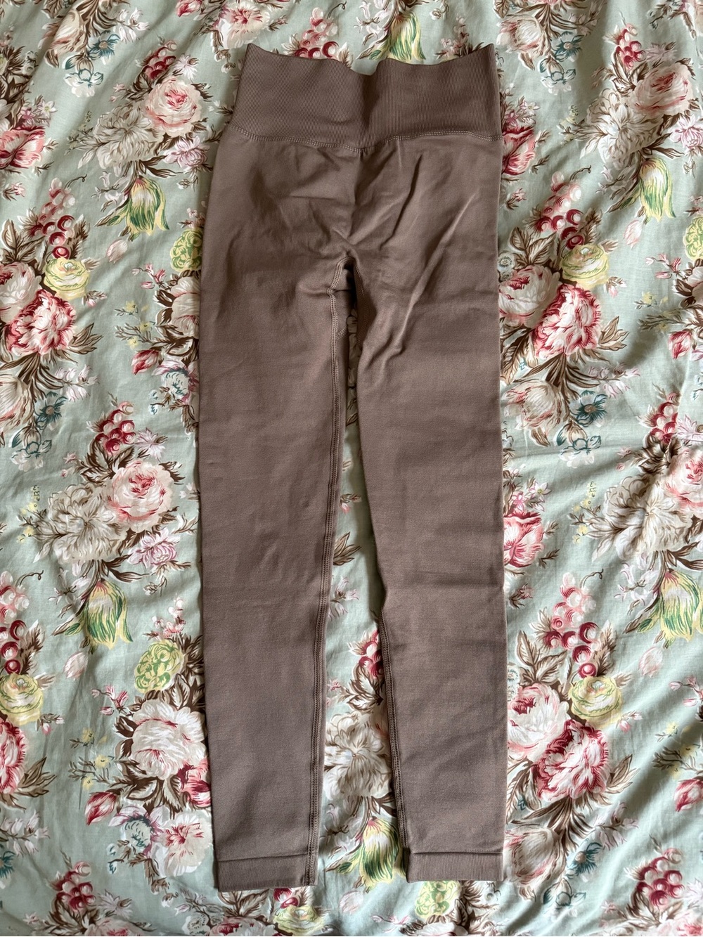 aquari leggings